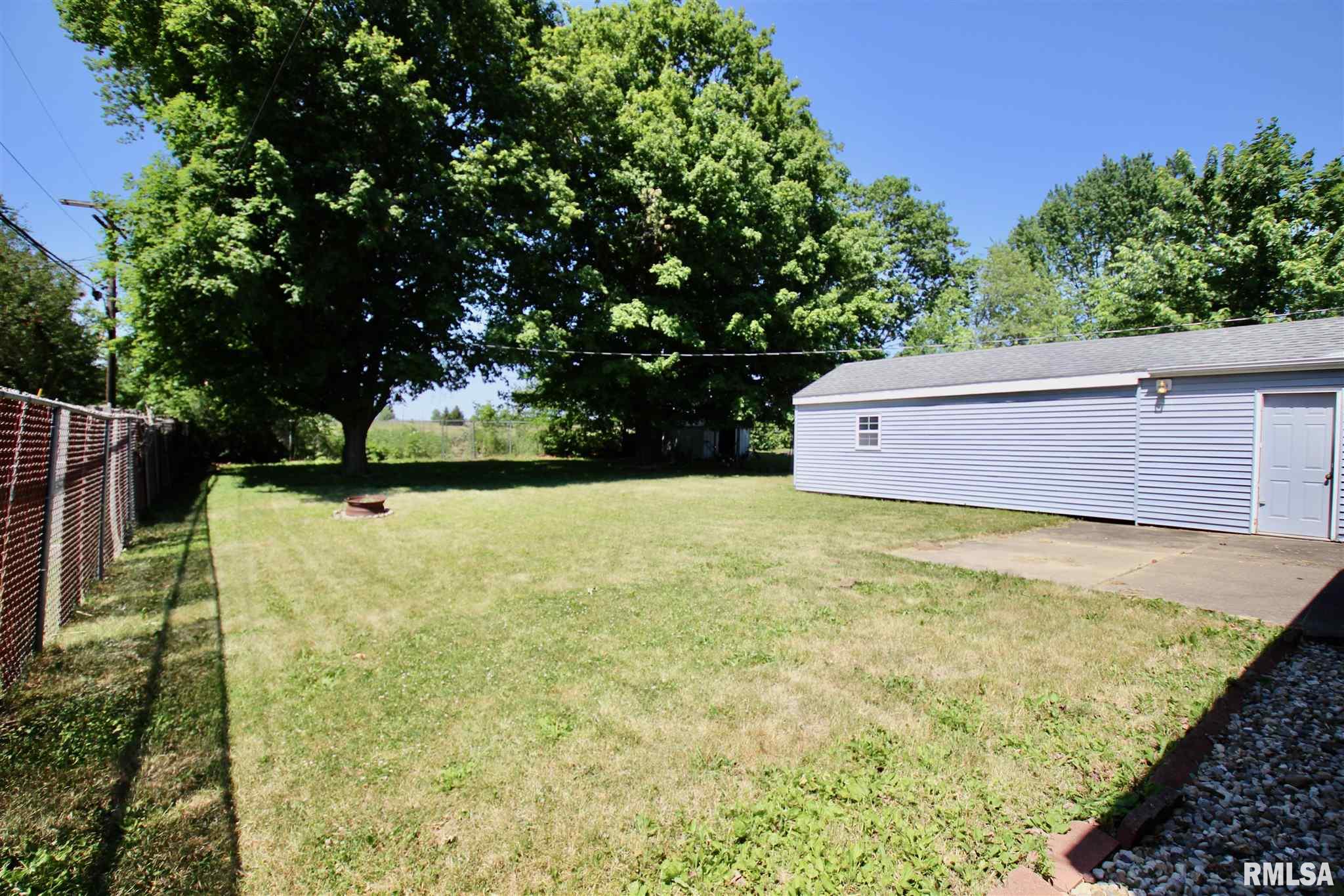 405 Devonshire Road Washington, IL 61571 - Photo 32 of 36 Gallery Image 32