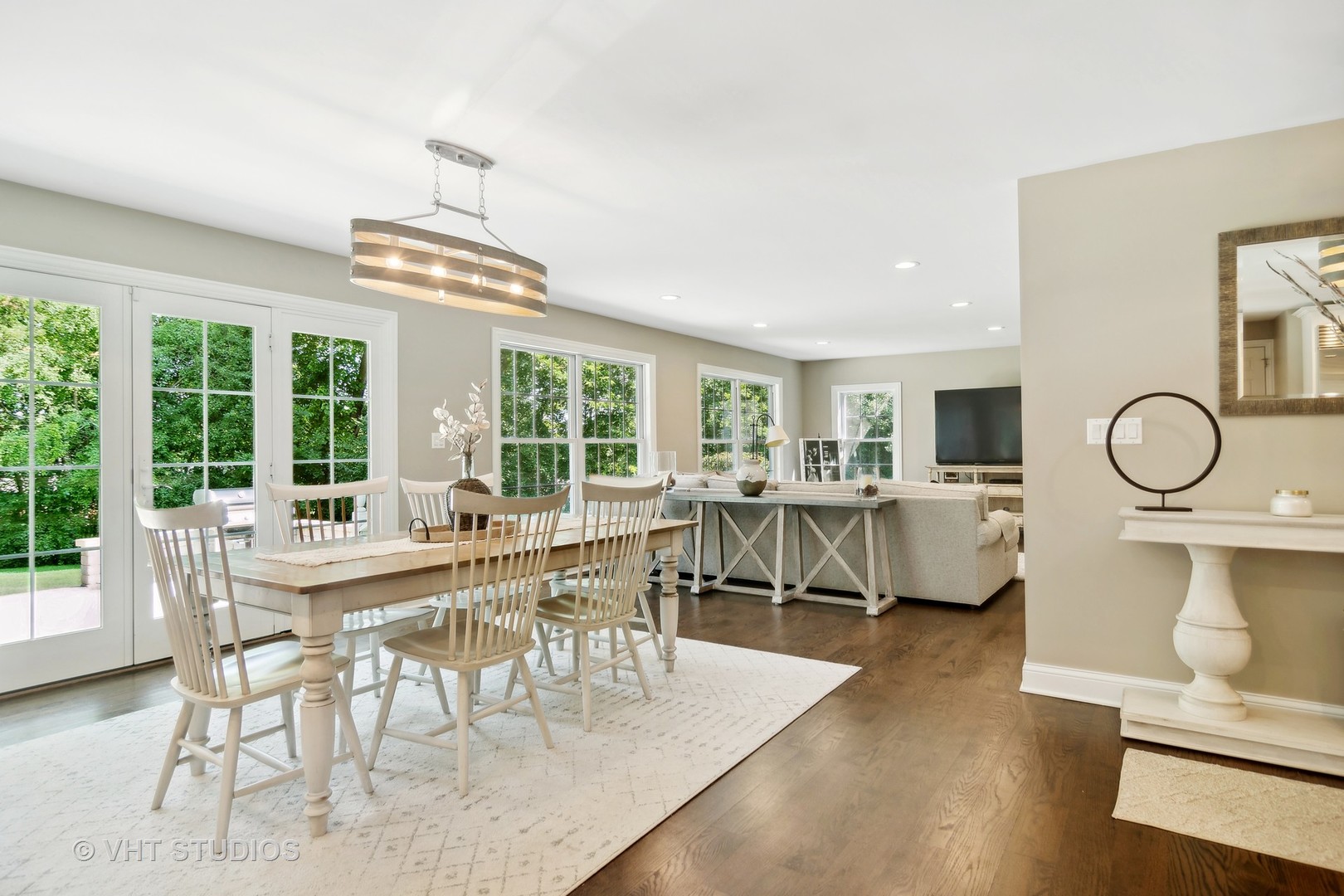 1603 Appleby Road Inverness, IL 60067 - Photo 9 of 44