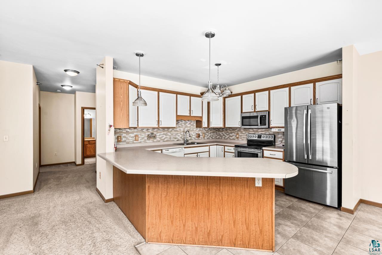 4042 Haines Road, Unit 205 Duluth, MN 55811 - Photo 3 of 44