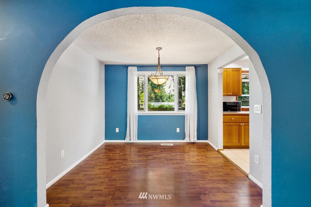 14654 203rd Avenue Southeast Renton, WA 98059 - Photo 11 of 39