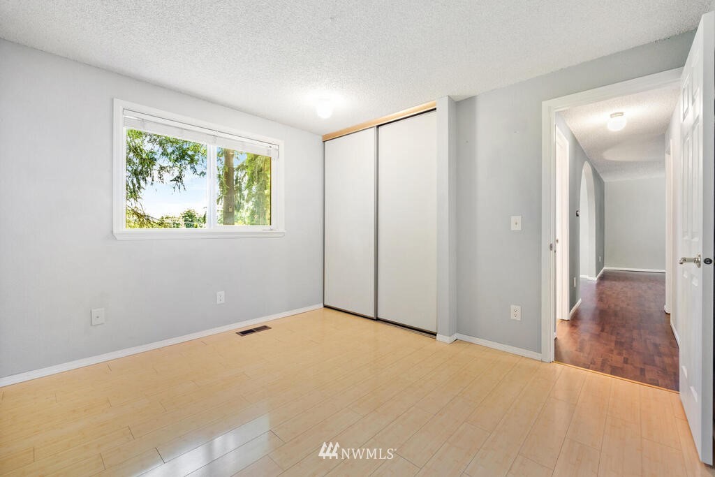 14654 203rd Avenue Southeast Renton, WA 98059 - Photo 23 of 39