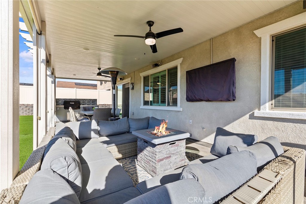 29567 Laredo Circle Menifee, CA 92584 - Photo 31 of 75