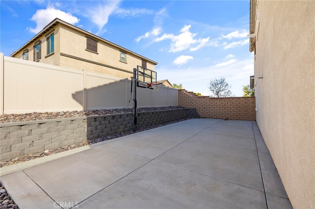 29567 Laredo Circle Menifee, CA 92584 - Photo 36 of 75