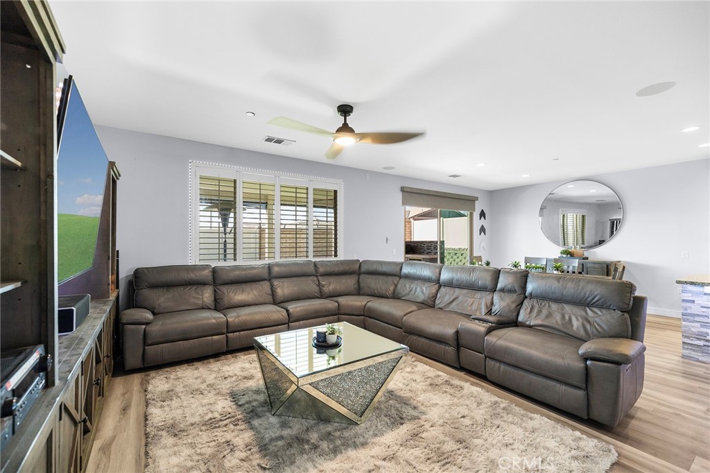 29567 Laredo Circle Menifee, CA 92584 - Photo 7 of 75