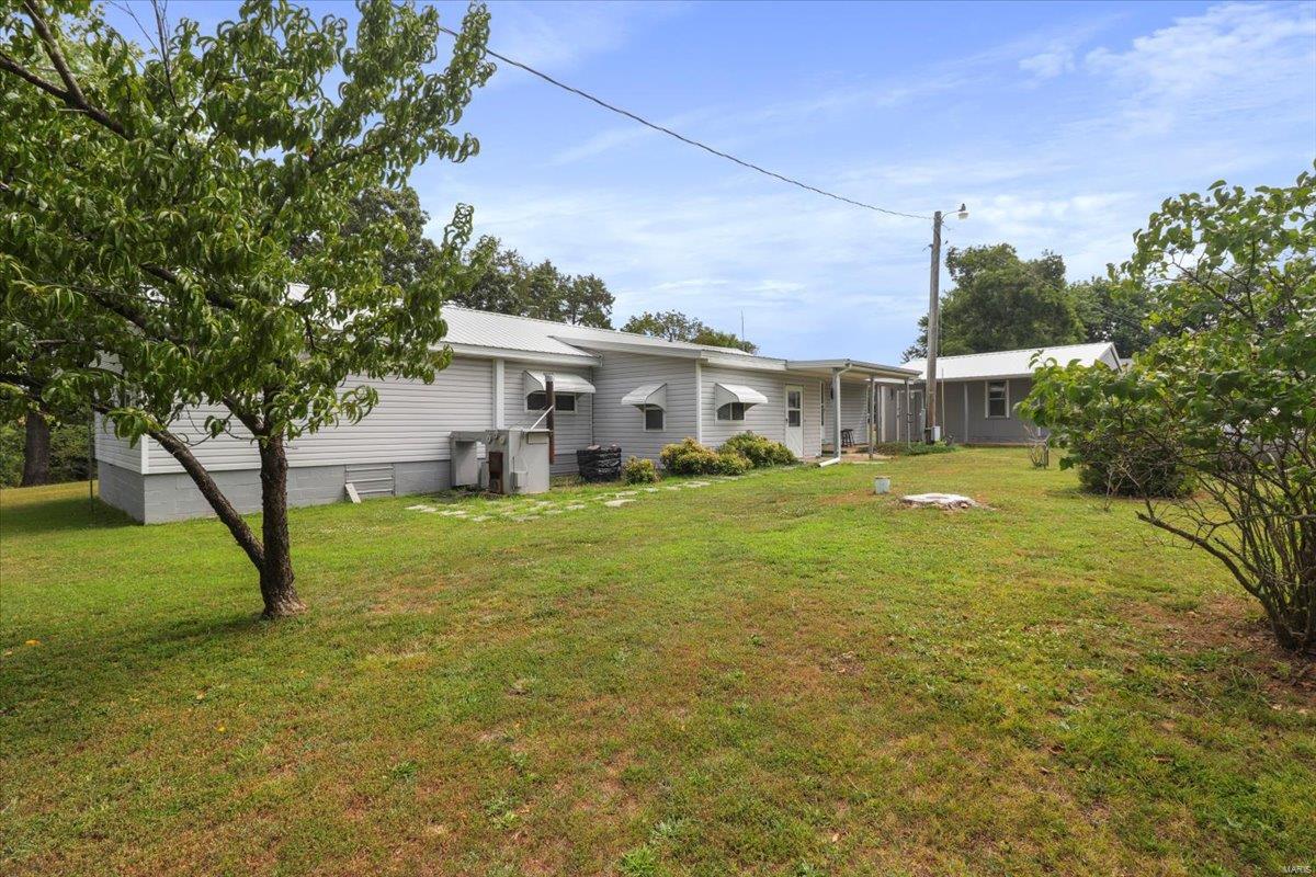 214 Clarkson Road Protem, MO 65733 - Photo 18 of 39