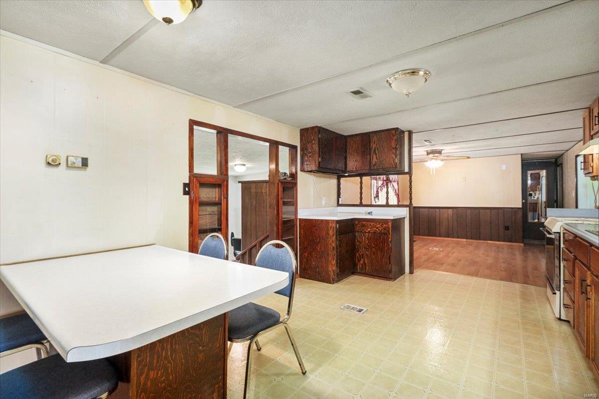 214 Clarkson Road Protem, MO 65733 - Photo 27 of 39