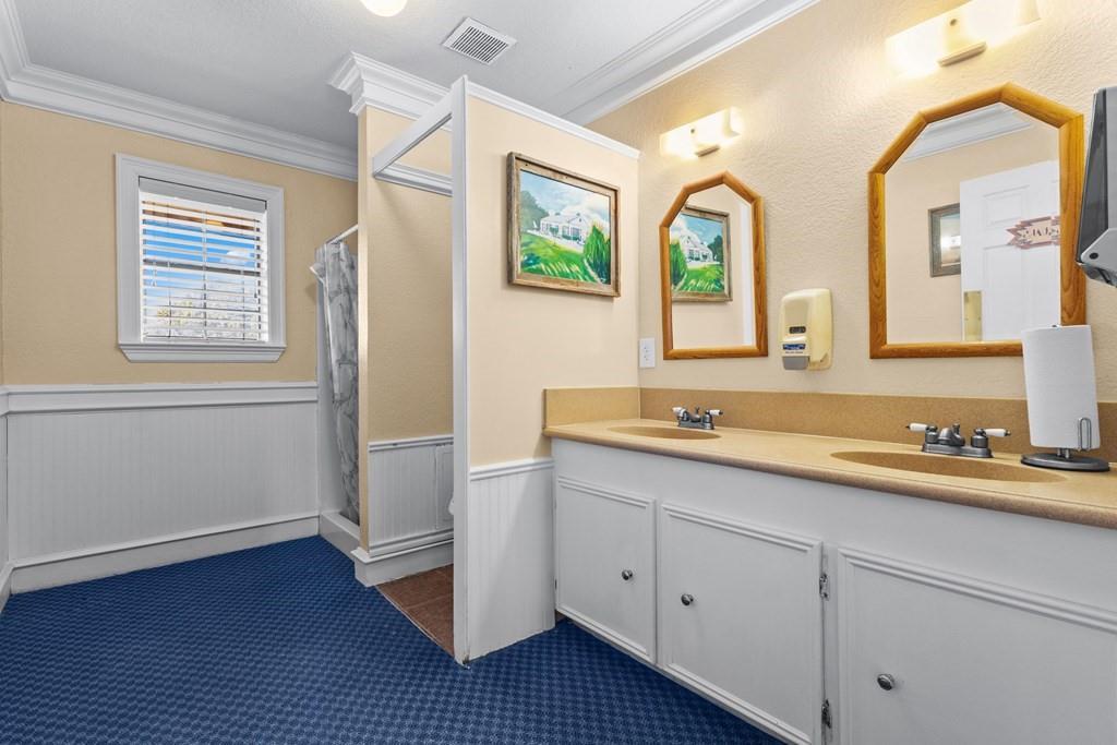 0 Co Road Kemp, TX 75143 - Photo 38 of 40 a bathroom with a sink and a mirror