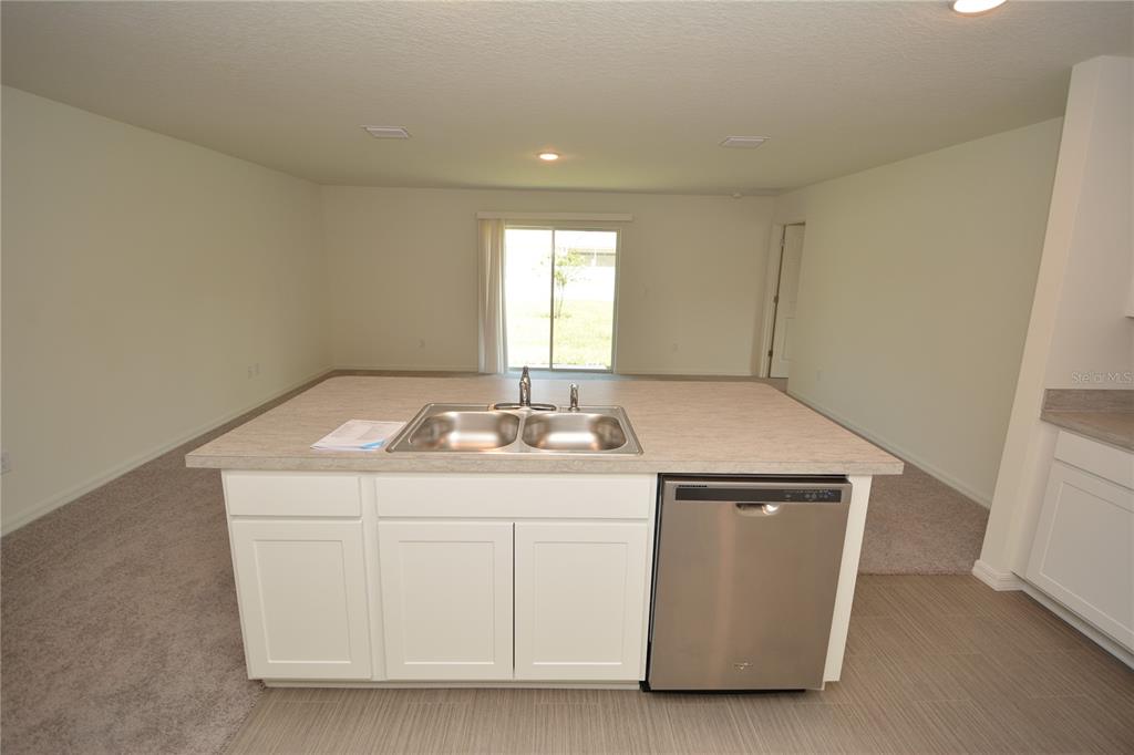 11 Roxland Lane Palm Coast, FL 32164 - Photo 10 of 31