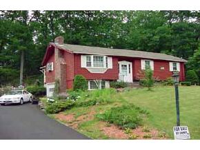 12 Timberlane Road Plaistow, NH 03865 - Photo 2 of 2 Gallery Image 2