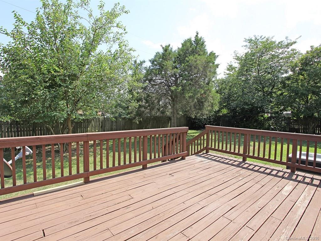 1655 Brook Drive Fort Mill, SC 29708 - Photo 3 of 24 Gallery Image 3