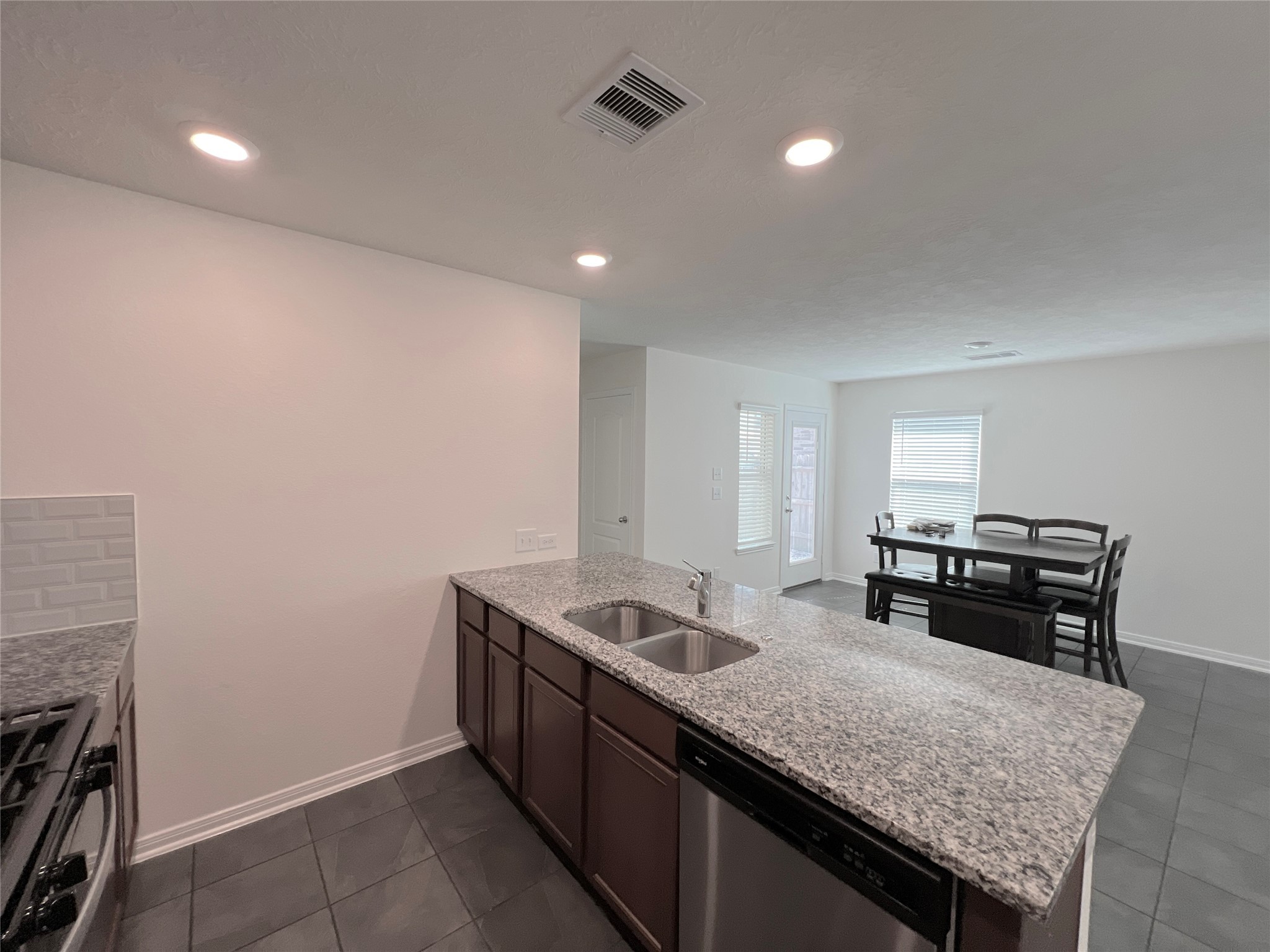 7111 Escondido Drive Rosharon, TX 77583 - Photo 3 of 19