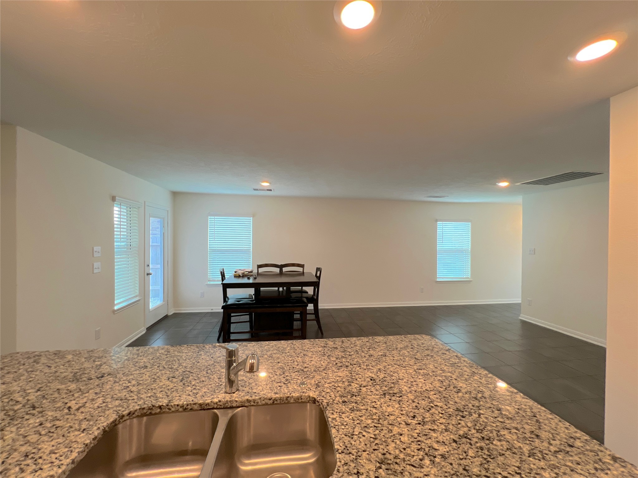 7111 Escondido Drive Rosharon, TX 77583 - Photo 6 of 19