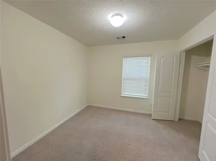 $1,800 | 7111 Escondido Drive, Rosharon, TX 77583