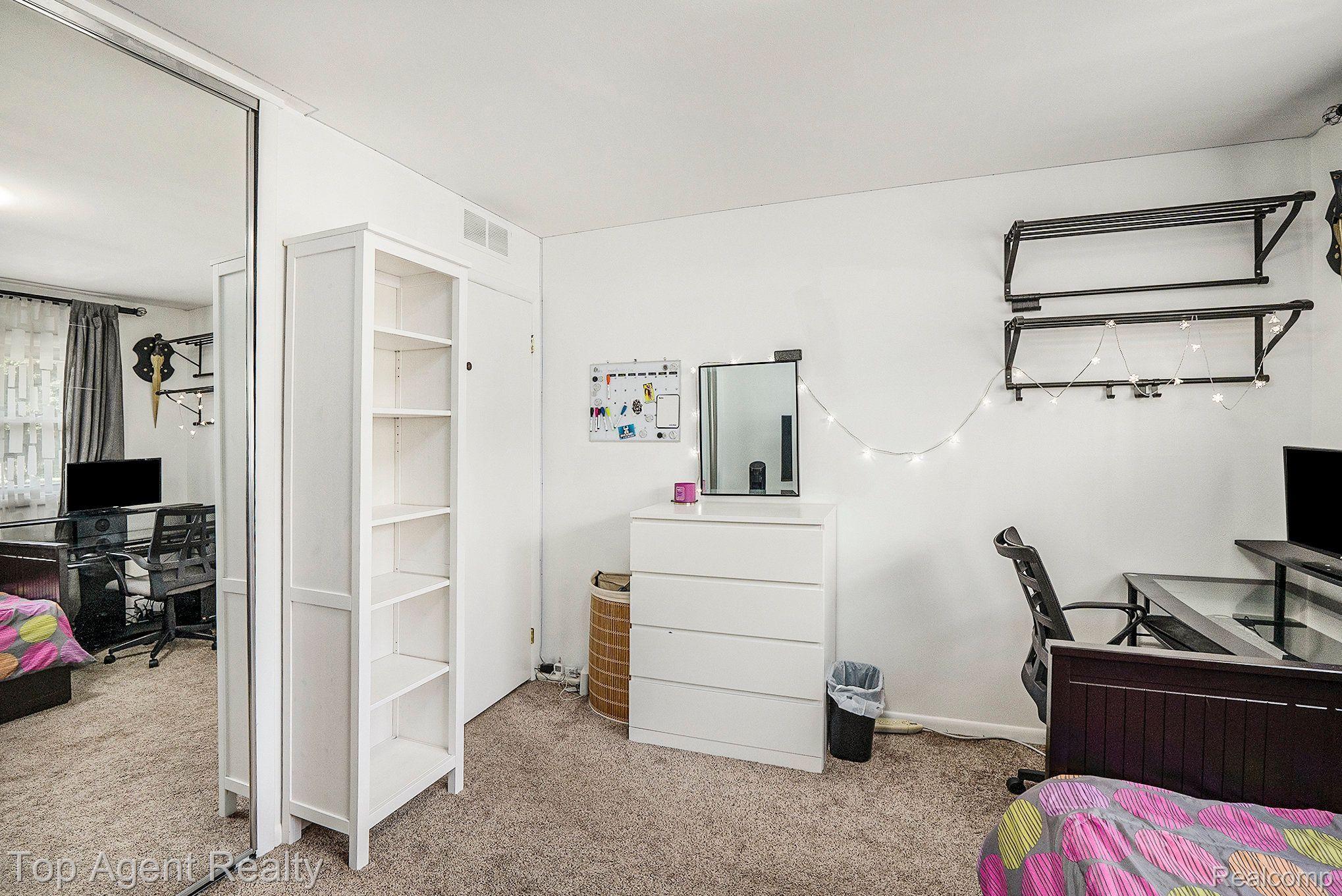 3441 Wendover Road Troy, MI 48084 - Photo 26 of 40 Gallery Image 26