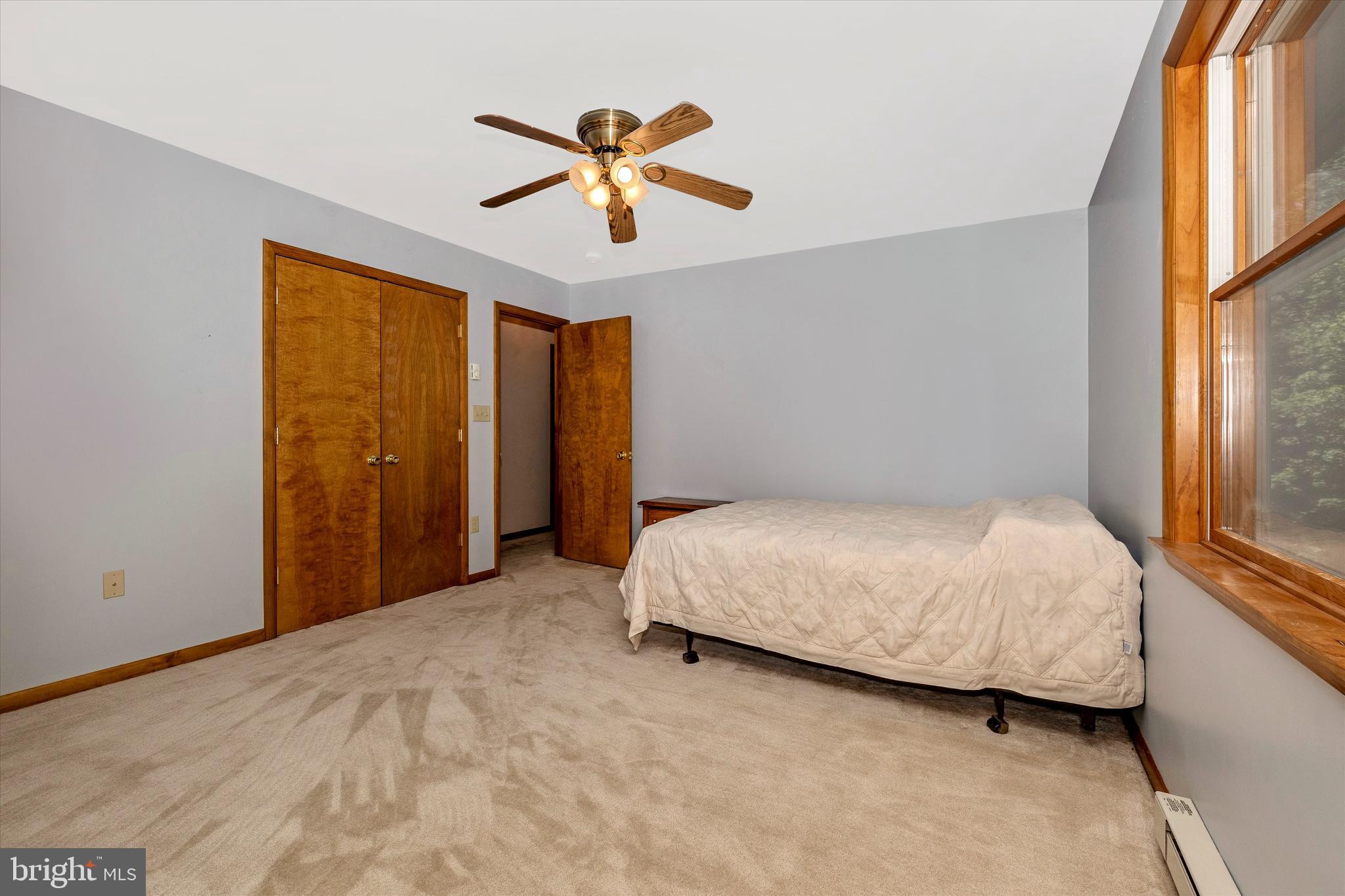 6119 Quinn Road Frederick, MD 21701 - Photo 20 of 37 Upper Level Bedroom with Full Private Bath