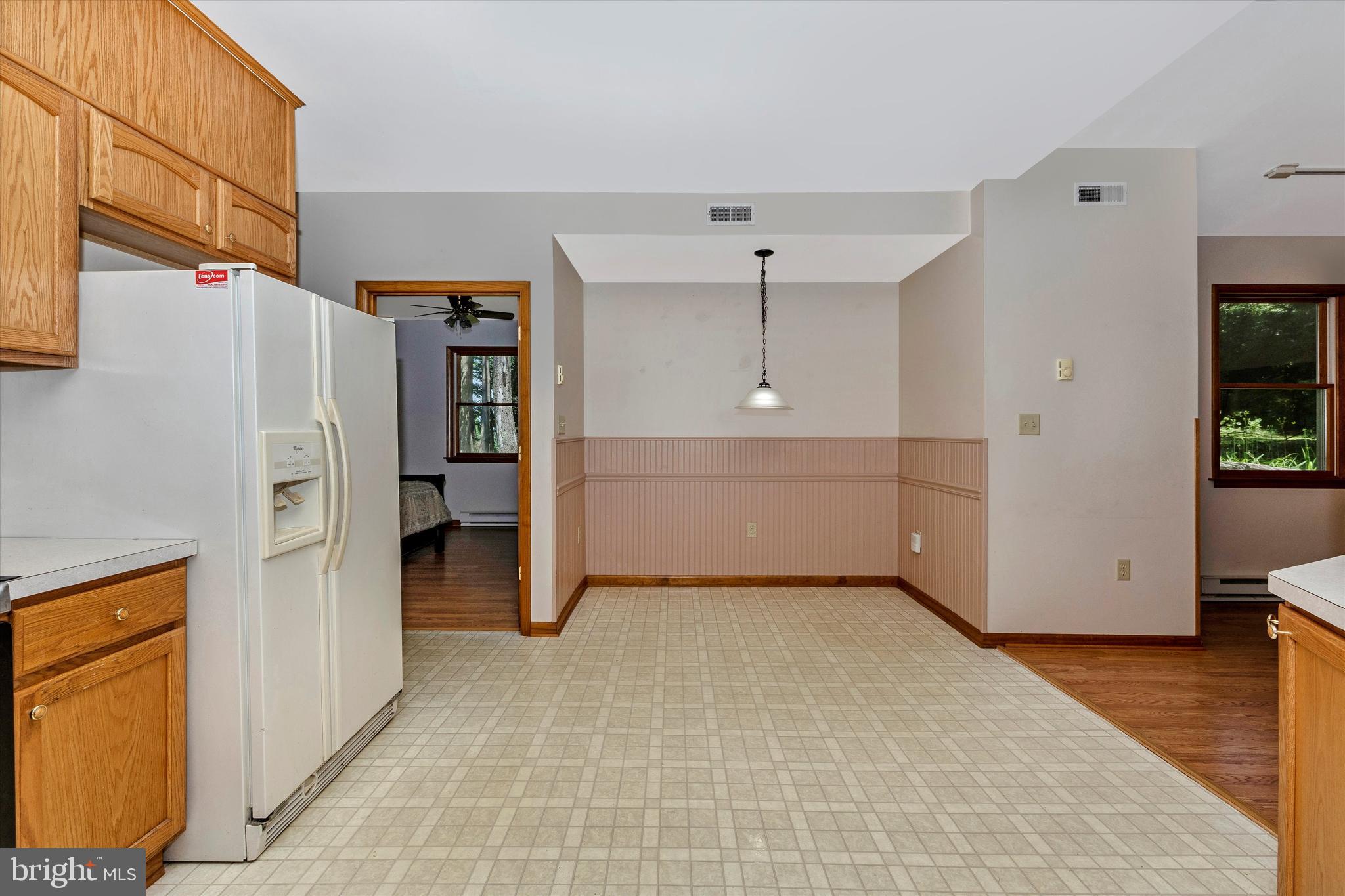 6119 Quinn Road Frederick, MD 21701 - Photo 8 of 37 Kitchen and Dining Area