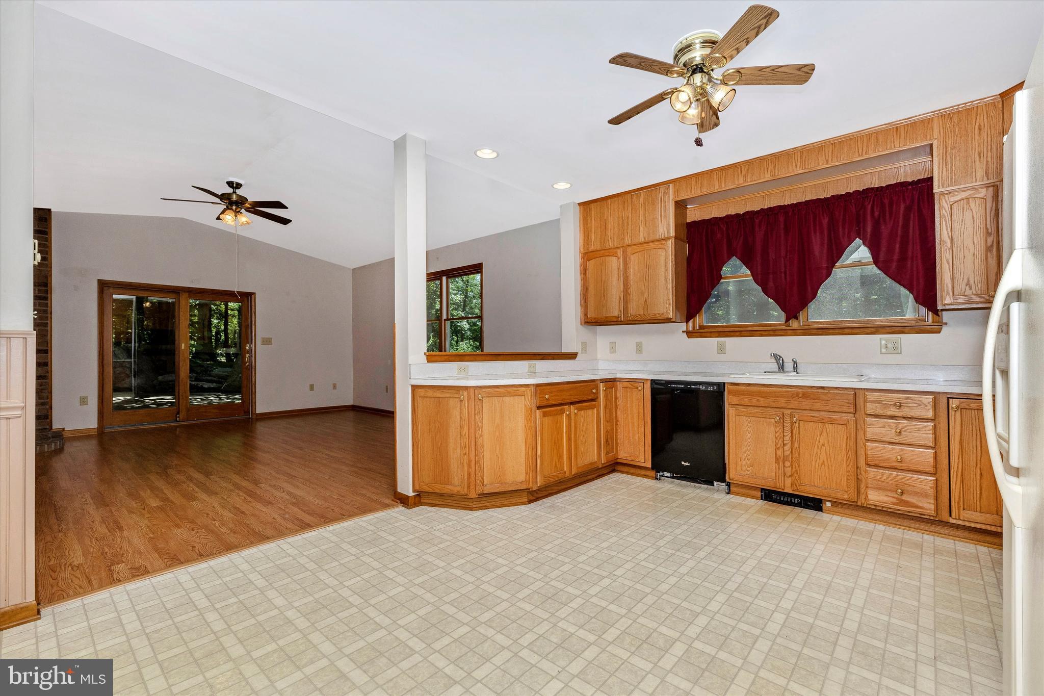 6119 Quinn Road Frederick, MD 21701 - Photo 9 of 37 Kitchen Opens to Family Room