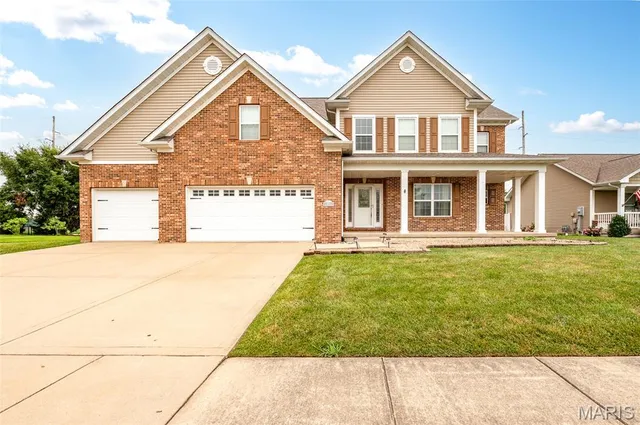 $500,000 | 980 Carnegie Knolls Drive, O'Fallon, IL 62269