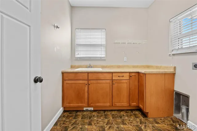 $500,000 | 980 Carnegie Knolls Drive, O'Fallon, IL 62269