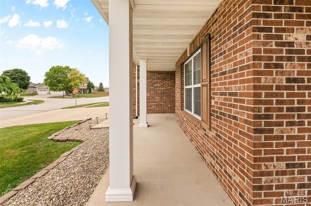 $500,000 | 980 Carnegie Knolls Drive, O'Fallon, IL 62269