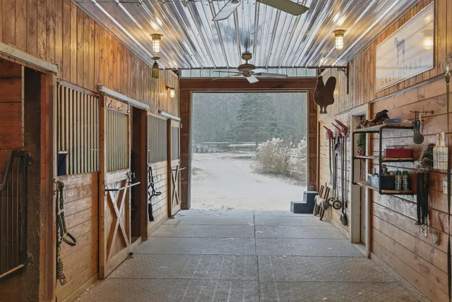 $689,000 | 37 Ashlee Drive, Peterborough, NH 03458