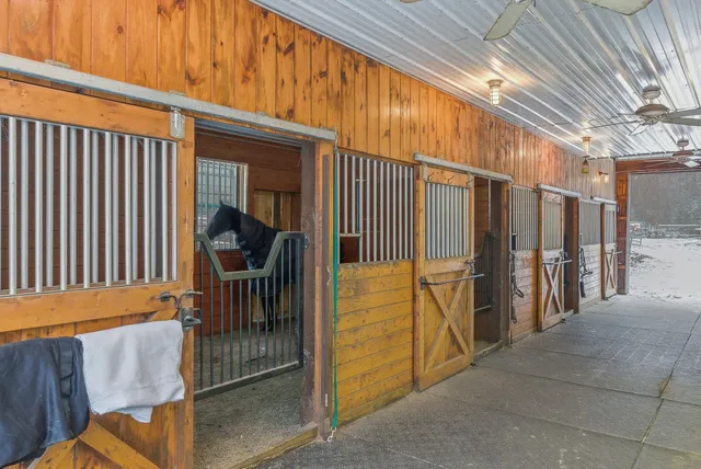 $689,000 | 37 Ashlee Drive, Peterborough, NH 03458