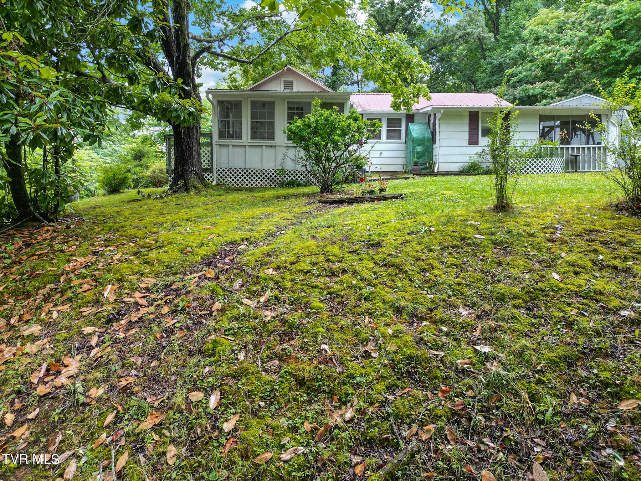 241 Liberty Hill Road Chuckey, TN 37641 - Photo 21 of 25 022