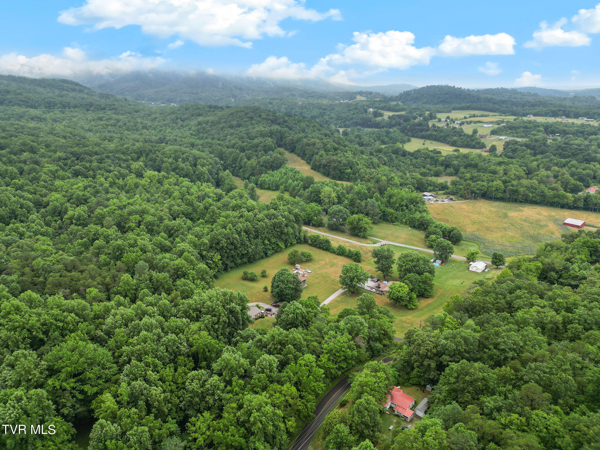 241 Liberty Hill Road Chuckey, TN 37641 - Photo 23 of 25 025
