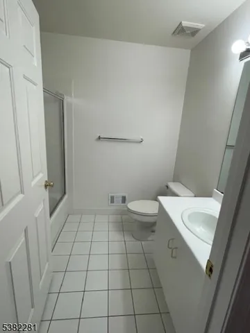 $3,200 | 33 Dorchester Drive, Bernards, NJ 07920