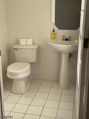 $3,200 | 33 Dorchester Drive, Bernards, NJ 07920