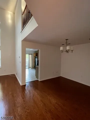 $3,200 | 33 Dorchester Drive, Bernards, NJ 07920