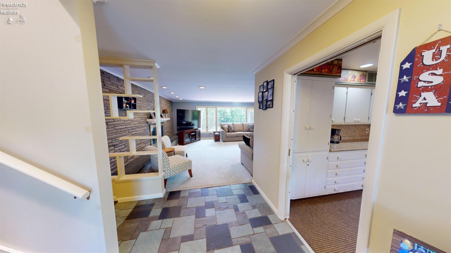 625 Barker Road Fremont, OH 43420 - Photo 4 of 69 Gallery Image 4