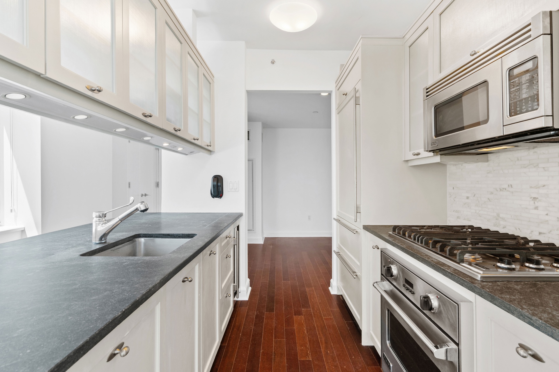 80 Riverside Boulevard, Unit 15E Manhattan, NY 10069 - Photo 6 of 24