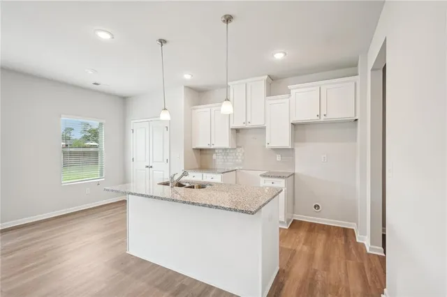 $341,900 | 3019 Viewpark Circle, Conyers, GA 30013