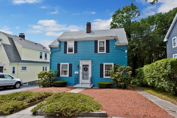29 Sargent Road Winchester, MA 01890 - Photo 2 of 24