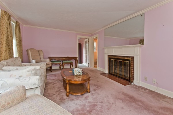 29 Sargent Road Winchester, MA 01890 - Photo 6 of 24