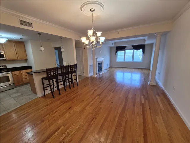 $2,500 | 114 Granite Street, Unit 203, Westerly, RI 02891