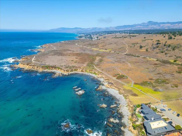 $1,359,000 | 1980 Sherwood Drive, Cambria, CA 93428