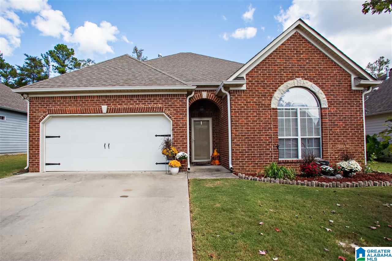 1040 Kerry Drive Calera, AL 35040 - Photo 1 of 40