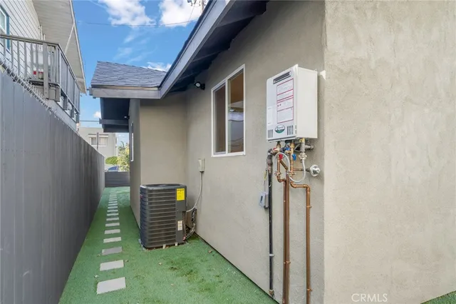 $564,900 | 408 Orange Drive, Long Beach, CA 90802