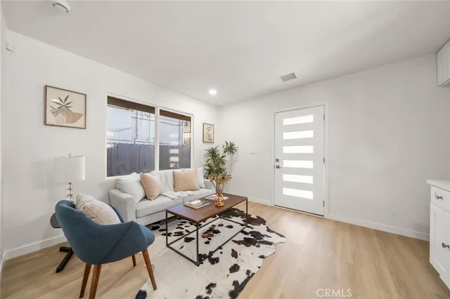 $564,900 | 408 Orange Drive, Long Beach, CA 90802