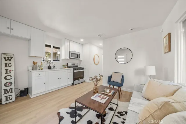 $564,900 | 408 Orange Drive, Long Beach, CA 90802