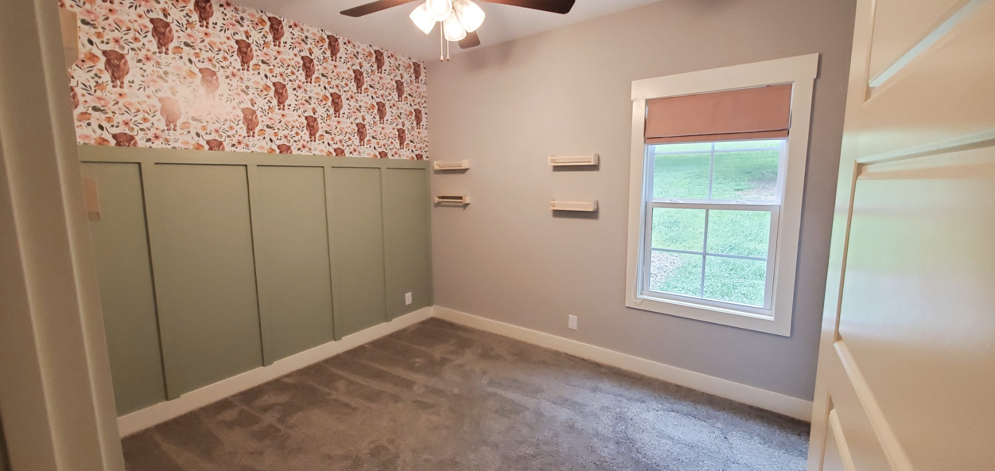 2004 McMahan Hollow Road Pleasant View, TN 37146 - Photo 6 of 17 an empty room with a window