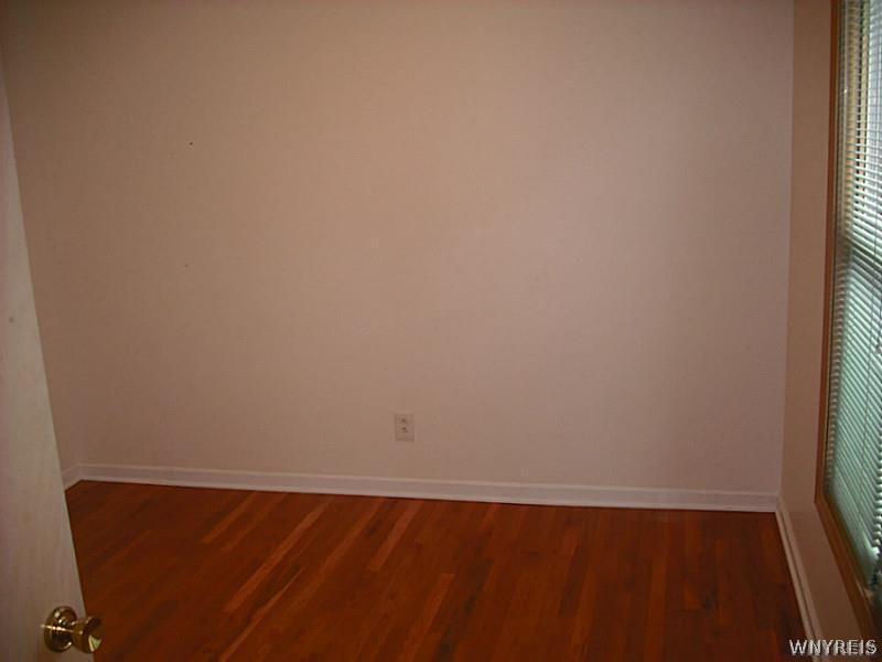 134 Bauman Road Amherst, NY 14221 - Photo 7 of 23 Den.