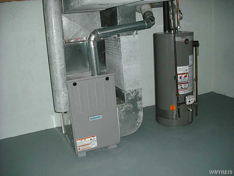 134 Bauman Road Amherst, NY 14221 - Photo 9 of 23 Basement.