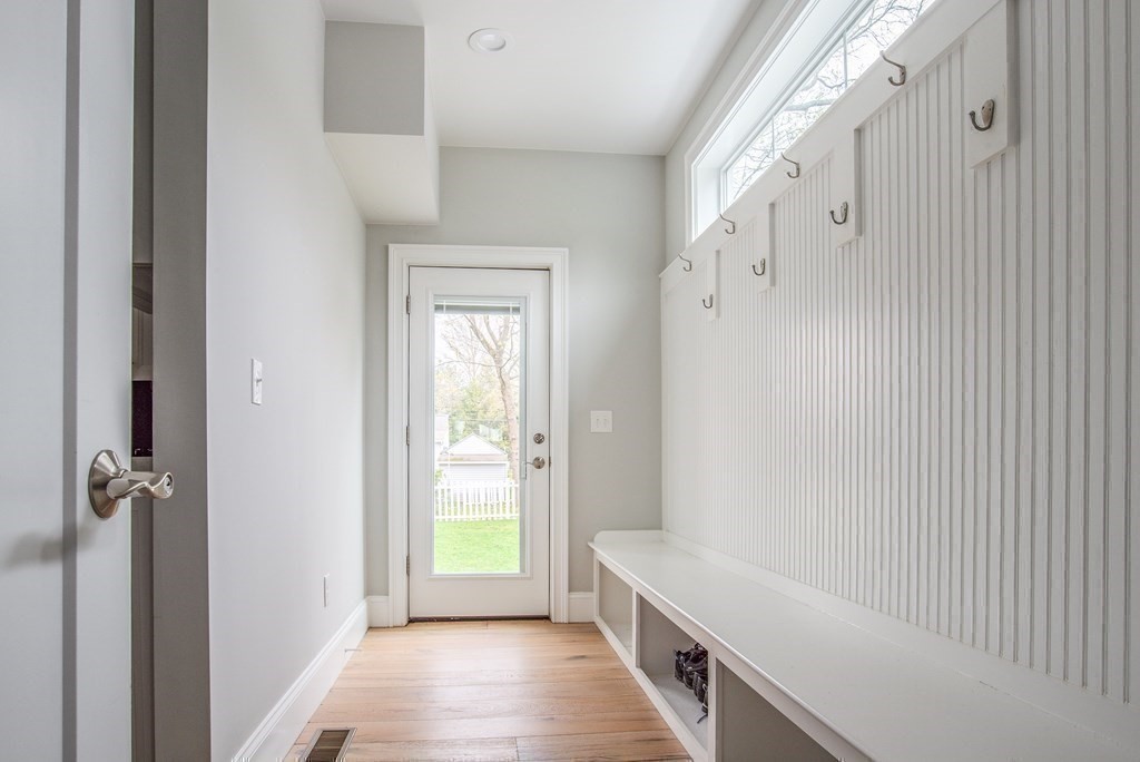 9 Beverly Road Natick, MA 01760 - Photo 13 of 26