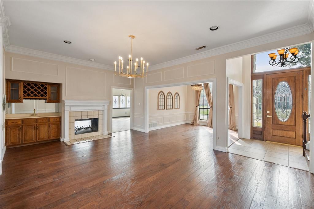 2428 Cross Timbers Trail Arlington, TX 76006 - Photo 7 of 40