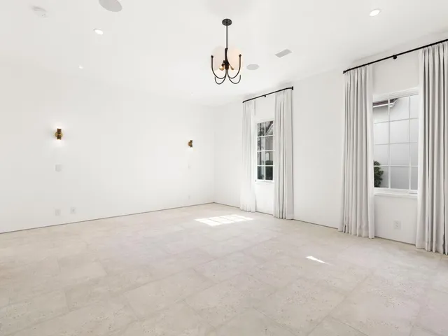 a close view of a bathroom shower