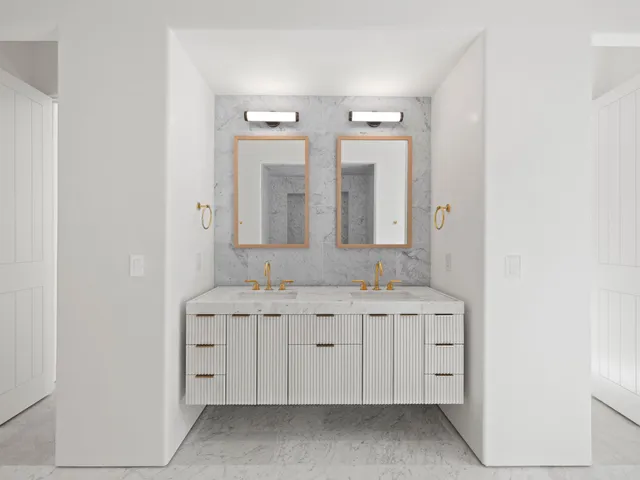 an empty room with a empty space