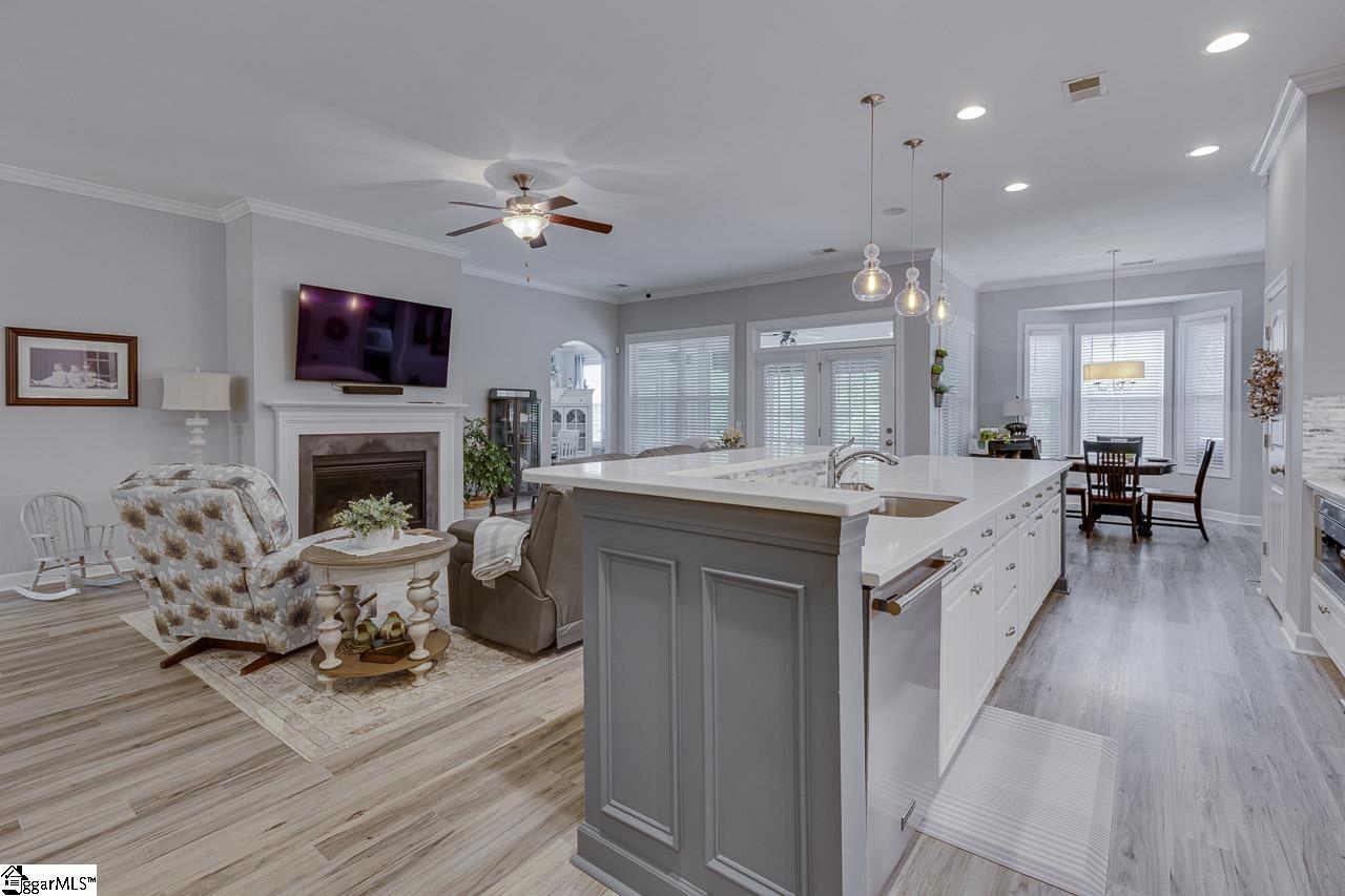 244 Crestgate Way Easley, SC 29642 - Photo 15 of 38
